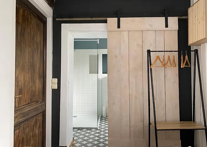 Authentic Stays - 6P-Apartment